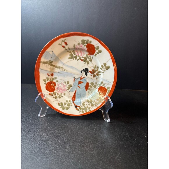 Vintage Japanese Hand Painted Geisha Plate 7" Red Rim Floral - Picture 3 of 3